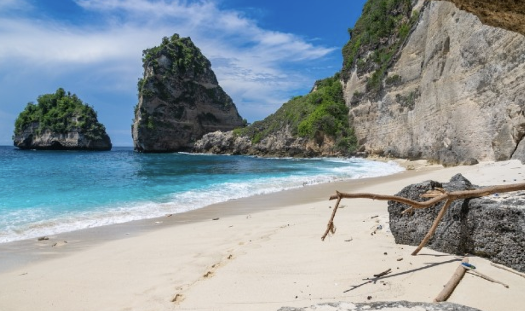 arena diamond beach sand nusa penida